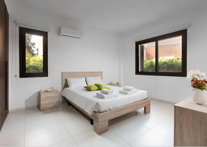 Resitour - Aphrodite Gardens Appartement *