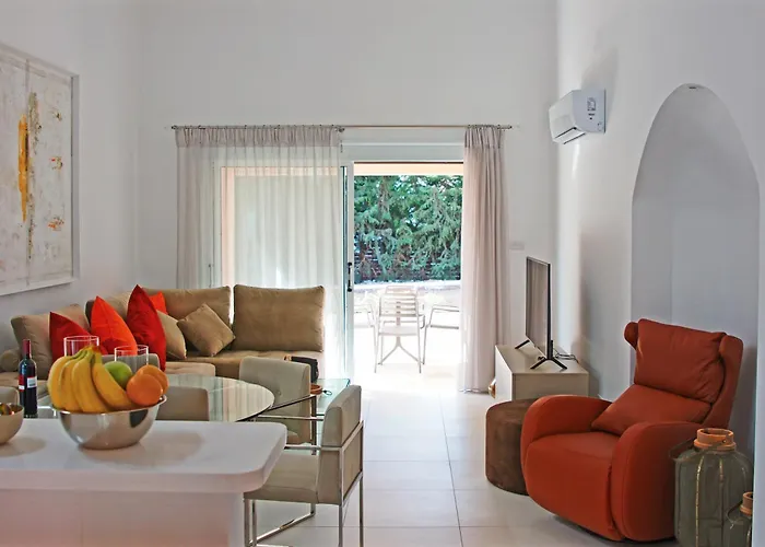 Appartement Resitour - Aphrodite Gardens *