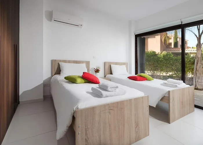 Resitour - Aphrodite Gardens Appartement *