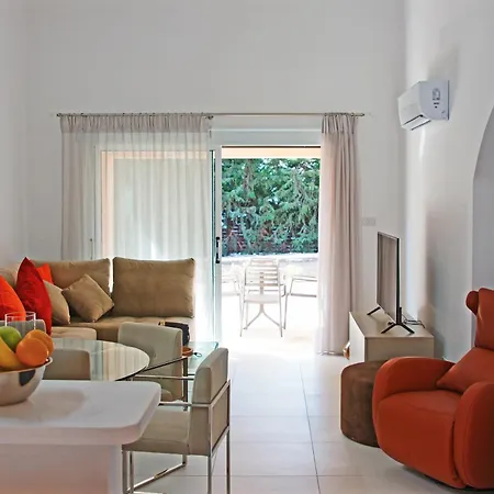 아파트 Resitour - Aphrodite Gardens *