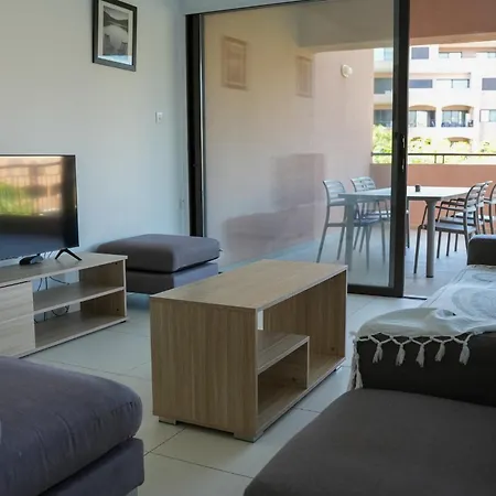 아파트 Resitour - Aphrodite Gardens *