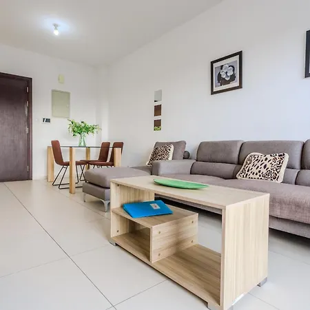 Resitour - Aphrodite Gardens * 파포스