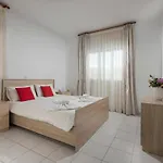 Resitour - Aphrodite Gardens Apartment Paphos