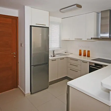 Apartment Resitour - Aphrodite Gardens
