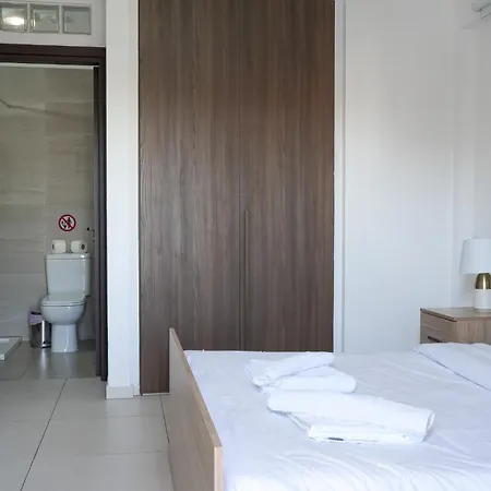 Resitour - Aphrodite Gardens Apartman Paphos