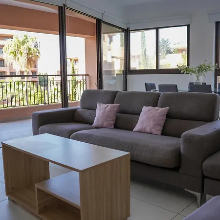 Resitour - Aphrodite Gardens Apartman