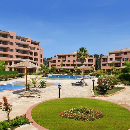 Resitour - Aphrodite Gardens Apartman