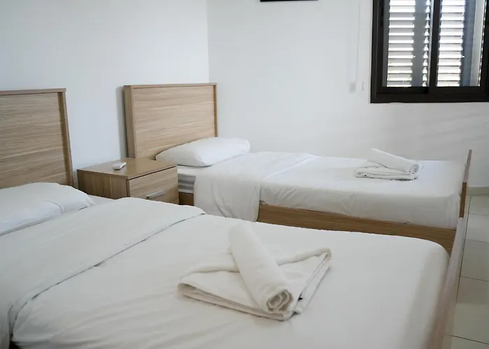 Resitour - Aphrodite Gardens Apartman