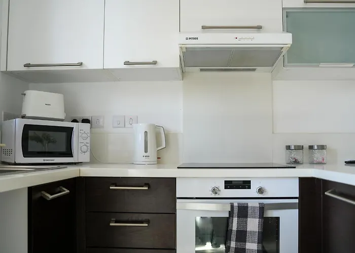 Resitour - Aphrodite Gardens Apartman