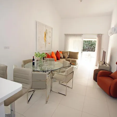 Resitour - Aphrodite Gardens * بافوس