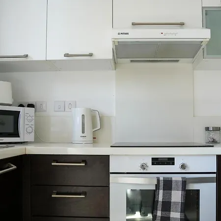 Resitour - Aphrodite Gardens شقة
